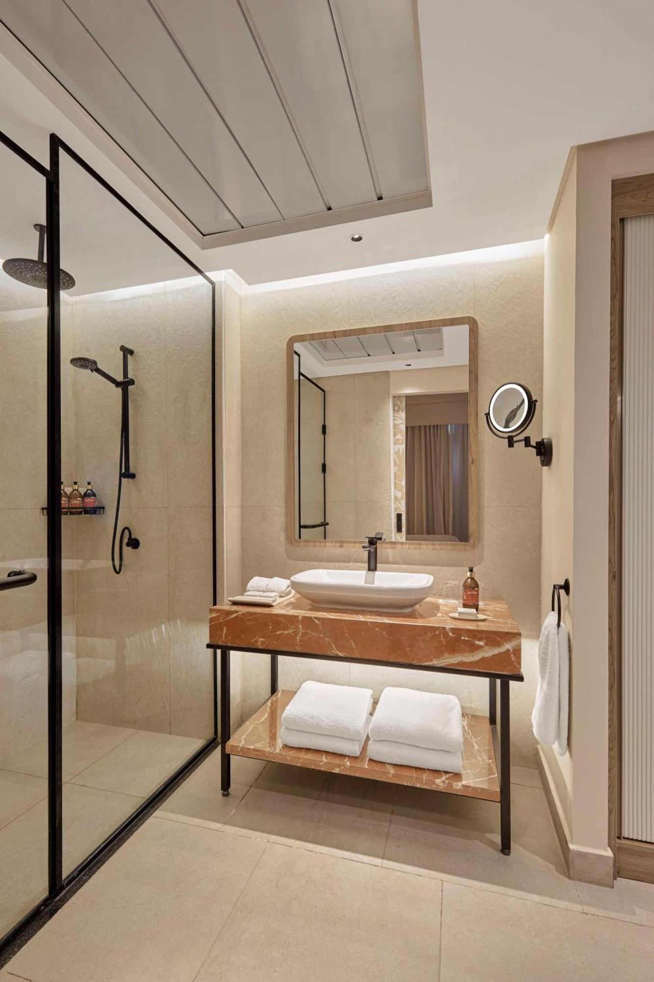 Отель Hyatt Centric Cairo West Abu Rawwash Экстерьер фото